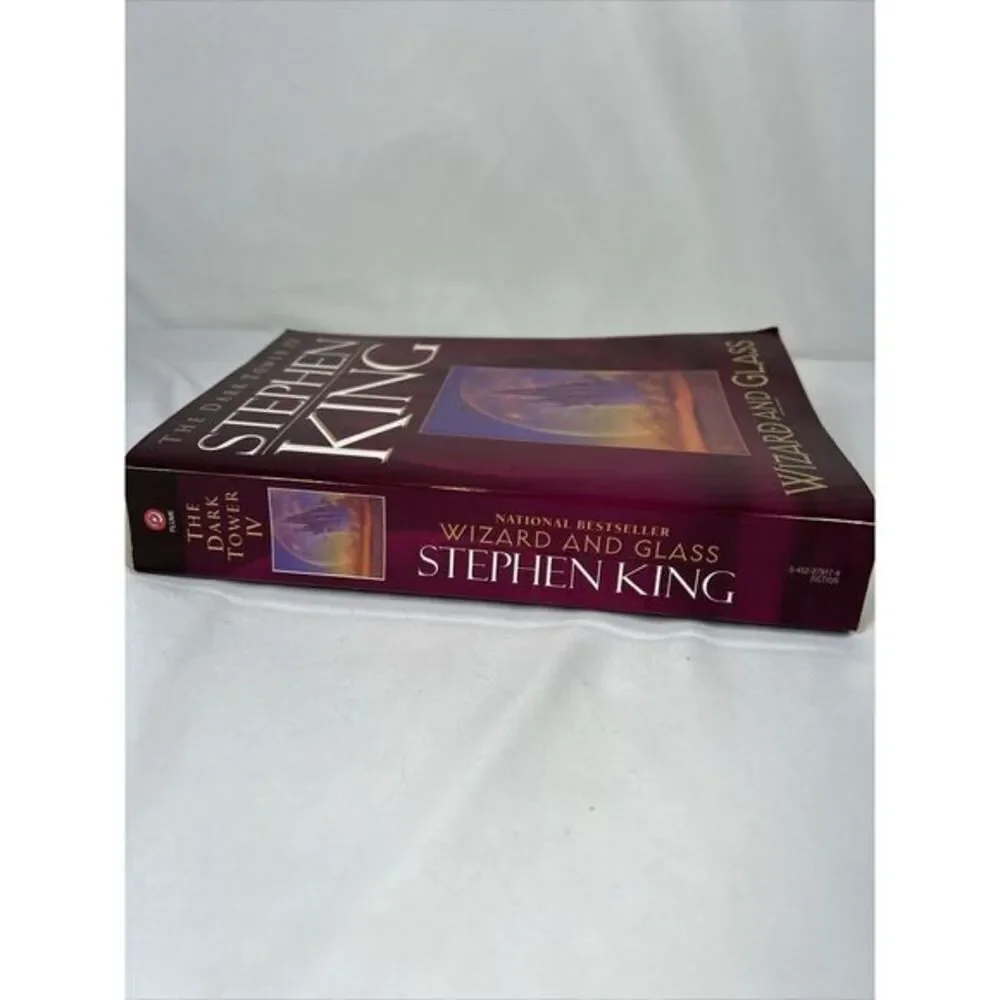 Stephen King‎ The Dark Tower IV: Wizard And Glass 1997 p/b very good